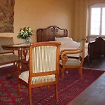 Chateau De Werde Bed & Breakfast