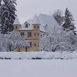 Chateau De Werde Bed & Breakfast 3*