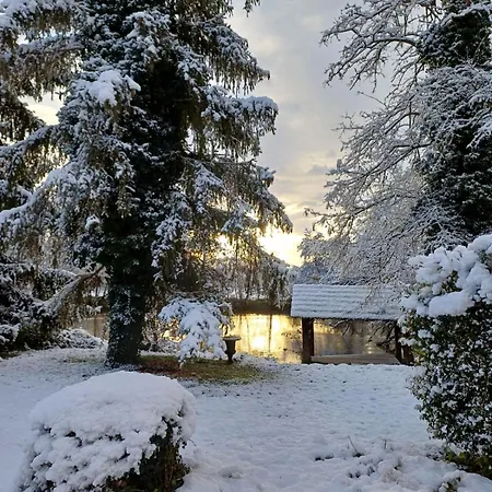 Chateau De Werde 3*