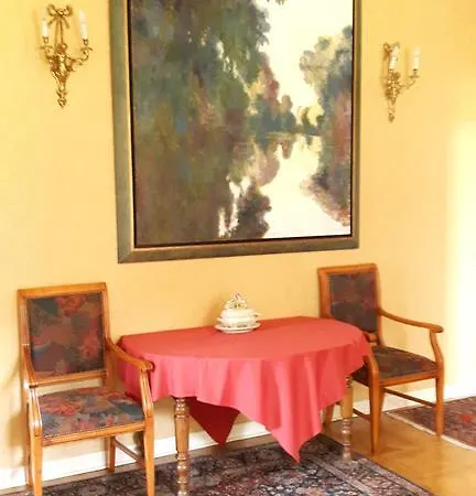 Bed & Breakfast Chateau De Werde 3*