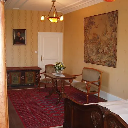 Chateau De Werde Bed & Breakfast Matzenheim