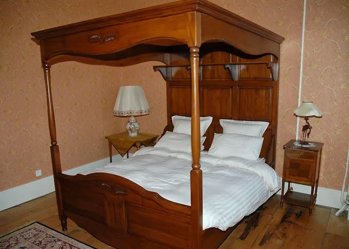 Bed & Breakfast Chateau De Werde 3*