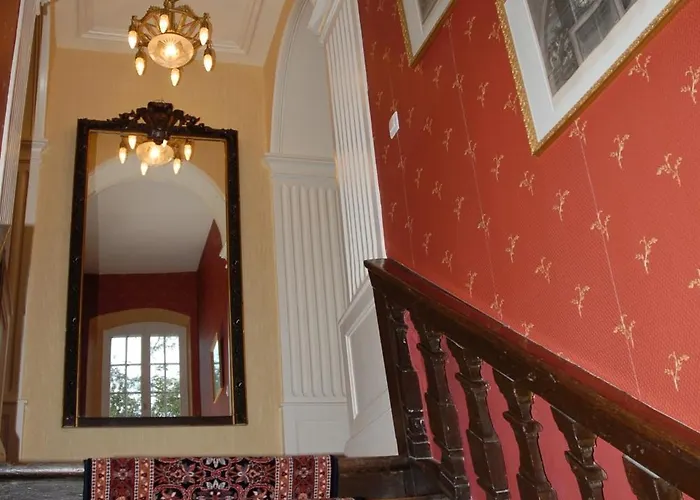 Chateau De Werde Bed & Breakfast 3*