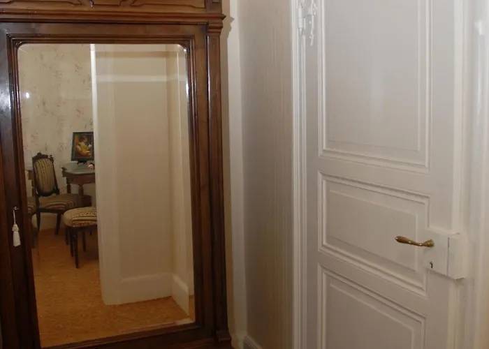 Bed & Breakfast Chateau De Werde 3*